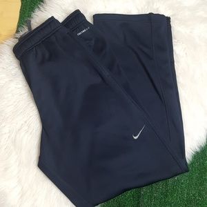 Nike sweatpants therma-fit | Size large
